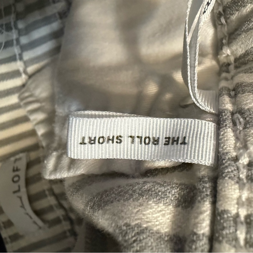 LOFT Classic Gray and Cream Striped Fabric shorts - Picture 5 of 9